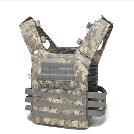 A06 Multifunctional Molle Tactical Vest with Quick-Release Design