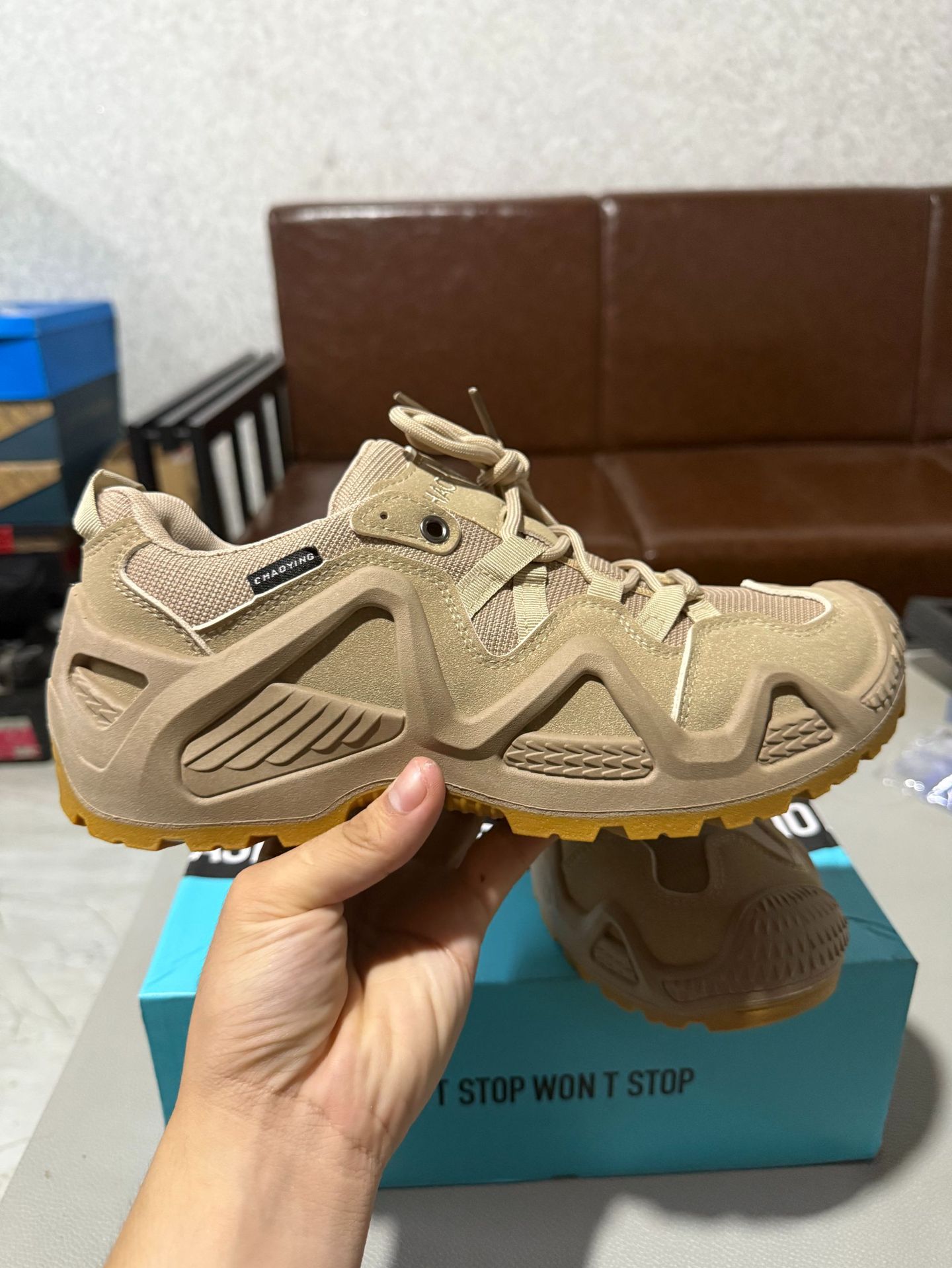 SH08 ស្បែកជើងបុរស Martin Boots កម្ពស់មធ្យម រឹងមាំ – បាតក្រាស់មិនងាយរអិល សម្រាប់ឡើងភ្នំក្រៅផ្ទះ និងស្បែកជើង Tooling - Image 12