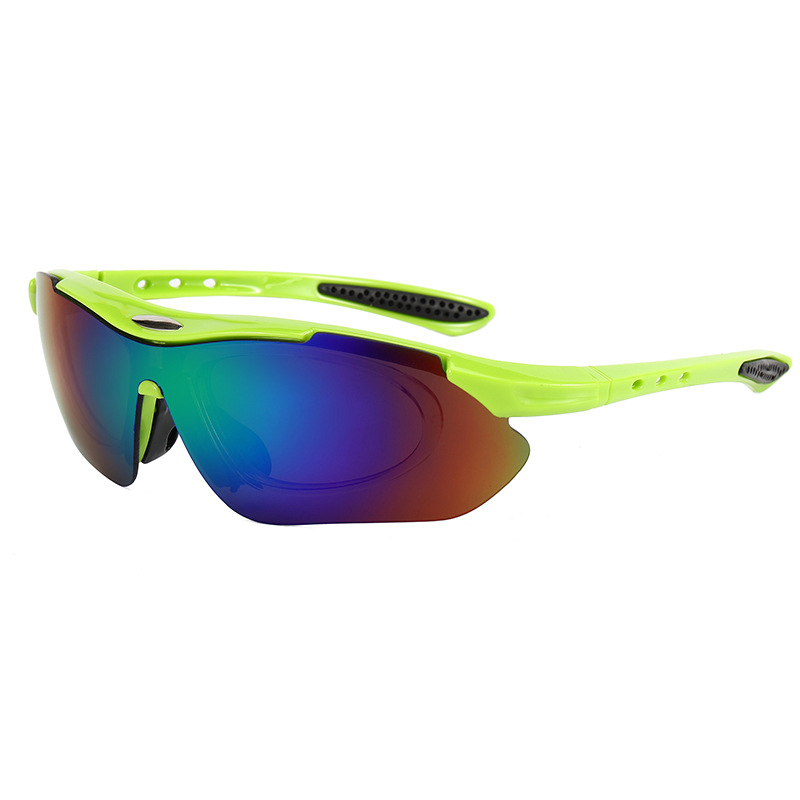 GL04 Outdoor Cycling Sports Sunglasses with UV Protection and Myopia Insert Compatibility - Image 3