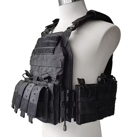 A15 Lightweight MOLLE Tactical Vest with Quick-Release Design and Utility Pouches