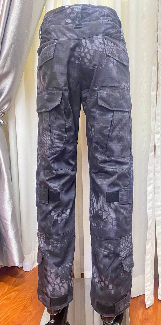 IX44 Tactical Camouflage Cargo Pants with Utility Pockets - Image 3