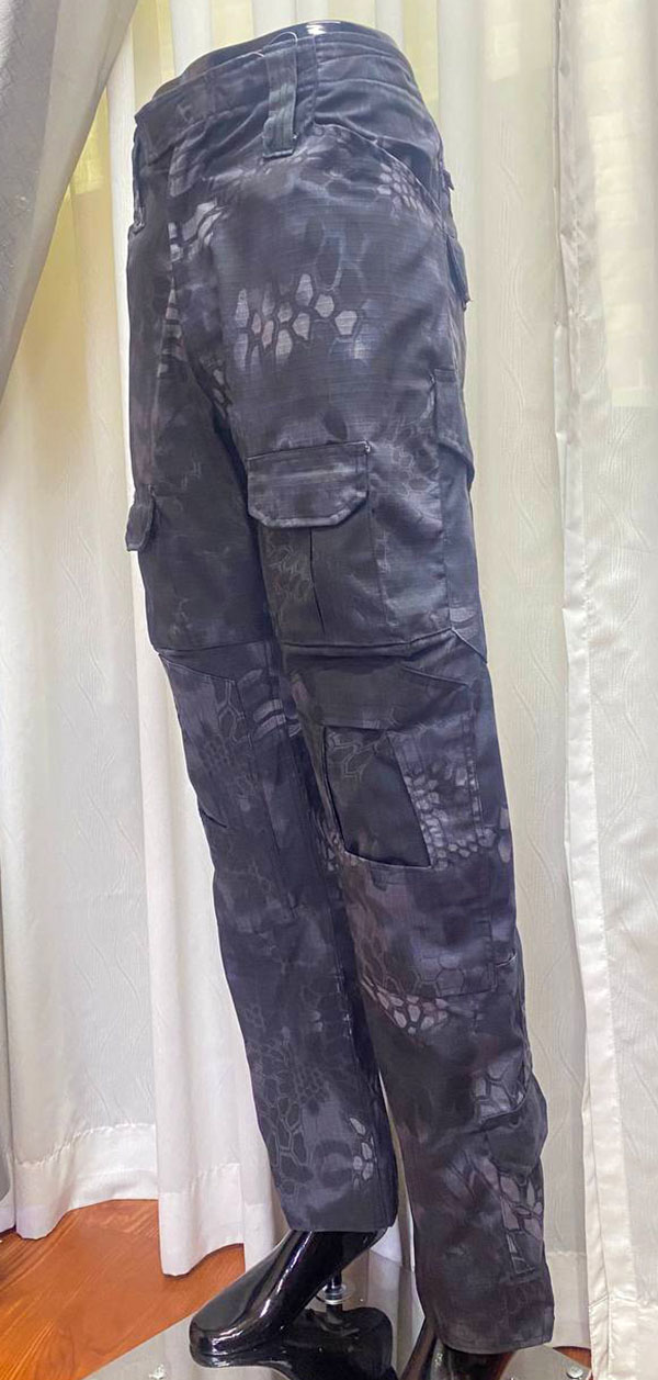 IX44 Tactical Camouflage Cargo Pants with Utility Pockets