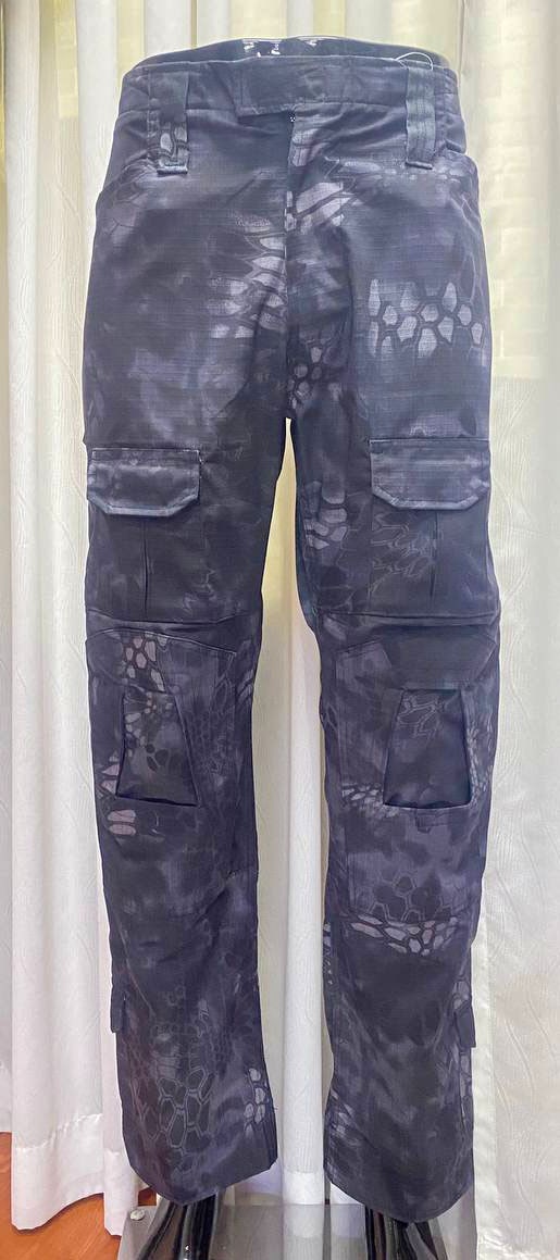 IX44 Tactical Camouflage Cargo Pants with Utility Pockets - Image 4