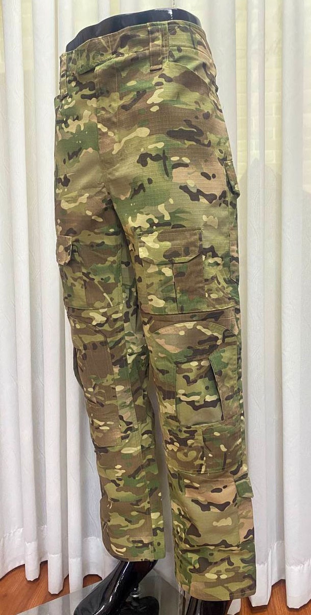 IX44 Tactical Camouflage Cargo Pants with Utility Pockets - Image 7