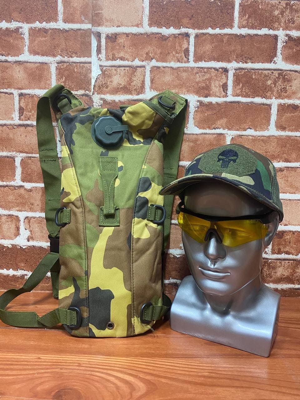 COMBO-001 : BP15 + C27 + GL18 – Tactical Outdoor Hydration Combo Set with Backpack, Shade Cap & Protective Sports Goggles - Image 6
